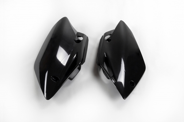 Side panels - black - Honda - REPLICA PLASTICS - HO04620-001 - UFO Plast