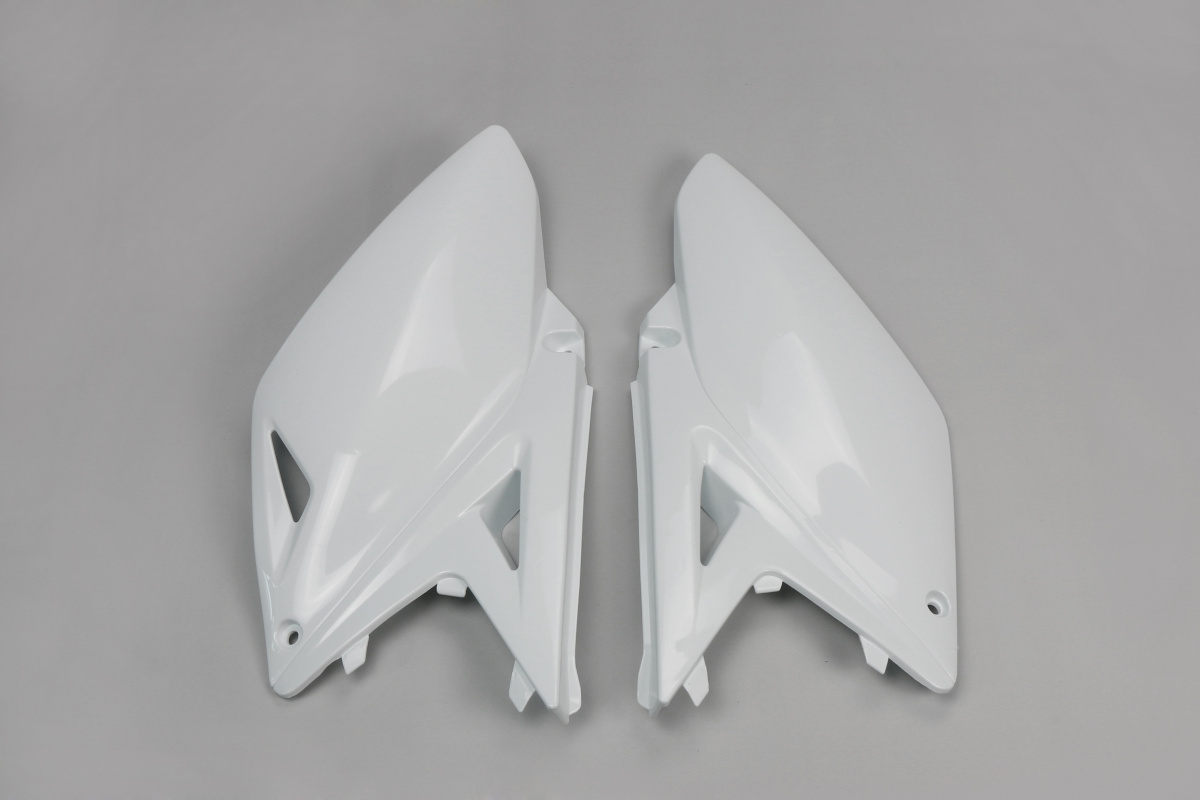 Side panels - white 041 - Suzuki - REPLICA PLASTICS - SU04929-041 - UFO Plast